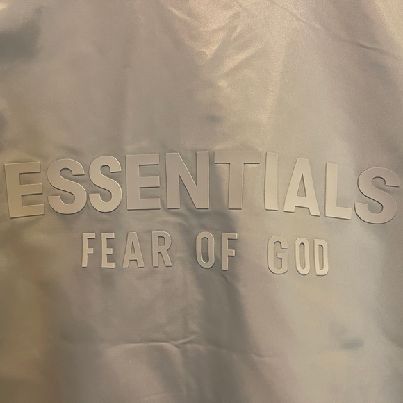 Essential jacket - Picture 3 of 6